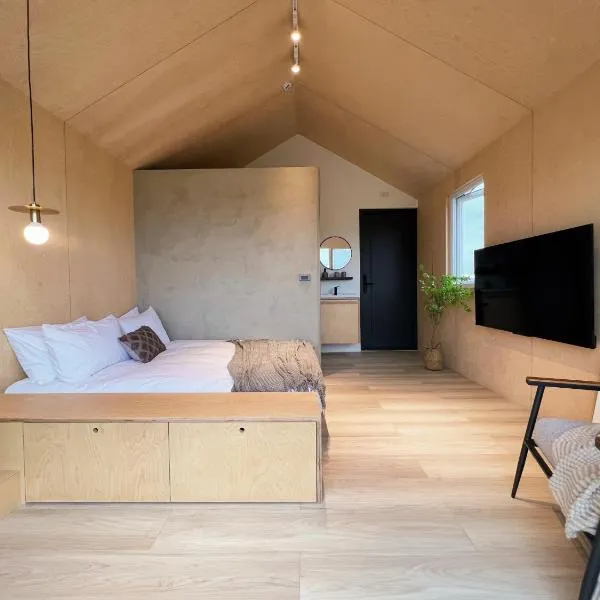 Sun Wild BnB, hotel in Sanxing