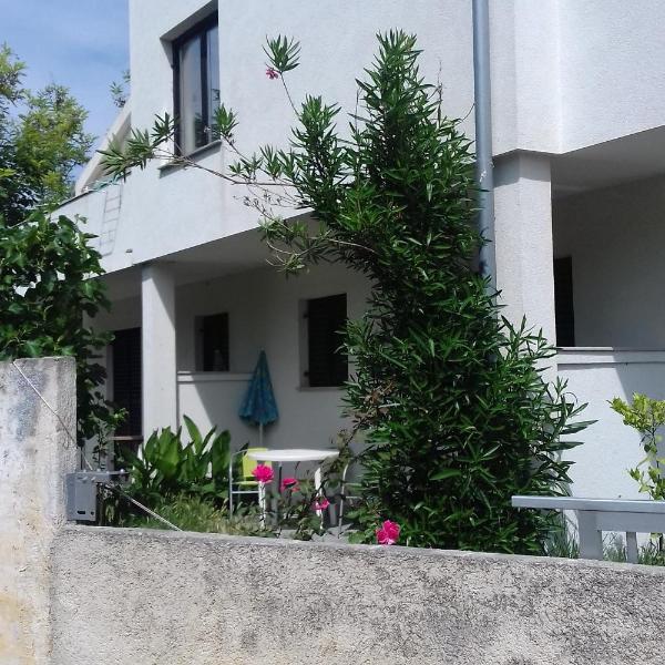 Apartments by the sea Nin, Zadar - 13195