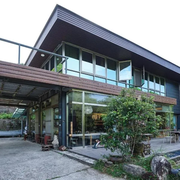 小鳥敲門 Bird Villa，雙溪區的飯店
