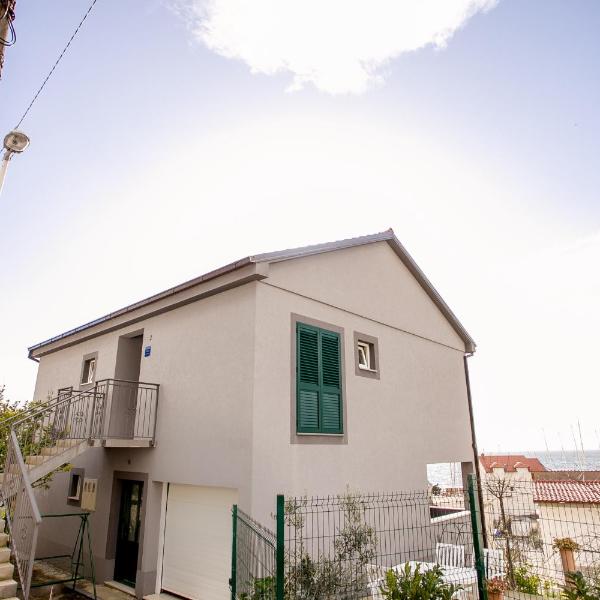 Apartments with a parking space Sumpetar, Omis - 14941