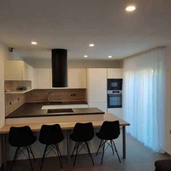 Apartment river Nadiža Podbela, hôtel à Podbela