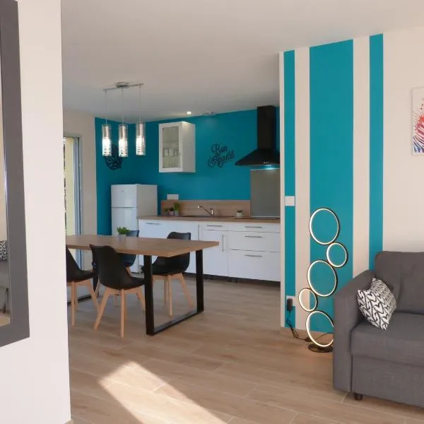 Lumineuse maison neuve, cosy,67m², 2 Chambres/6 couchages 1km Lac, 200m du bourg. Vue paisible, sur la nature, Hotel in Saint-Pardoux