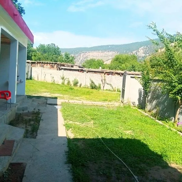 Tourist Guest House, Hotel in Anīahgrām