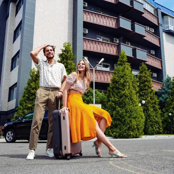 Golden Dragon, hotel in Bisjkek