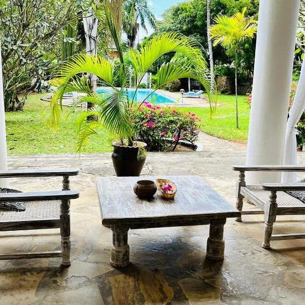 WHITE Nyumba Malindi、マリンディのホテル