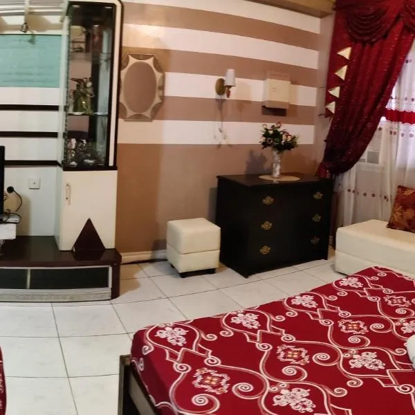 Center Parkway Pension House, hotel in Kalibo
