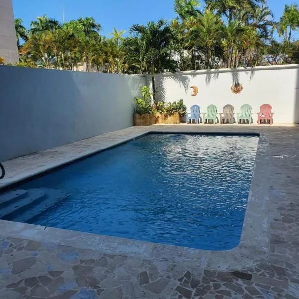 Sea breeze vacation lll en Condominio Verde mar, hotel in San Juan