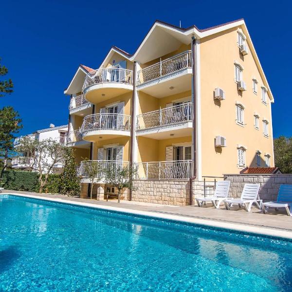 Apartments with a swimming pool Jadranovo, Crikvenica - 3238