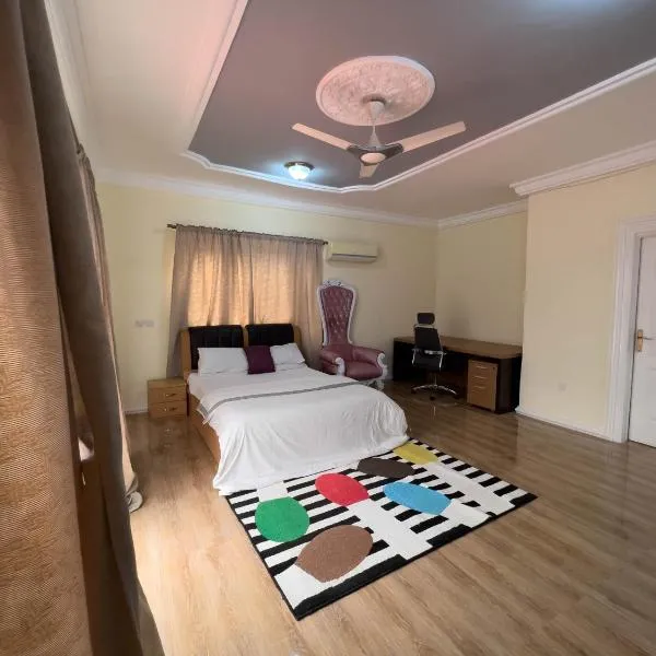 T’s place, hotel v destinaci Apenkwa