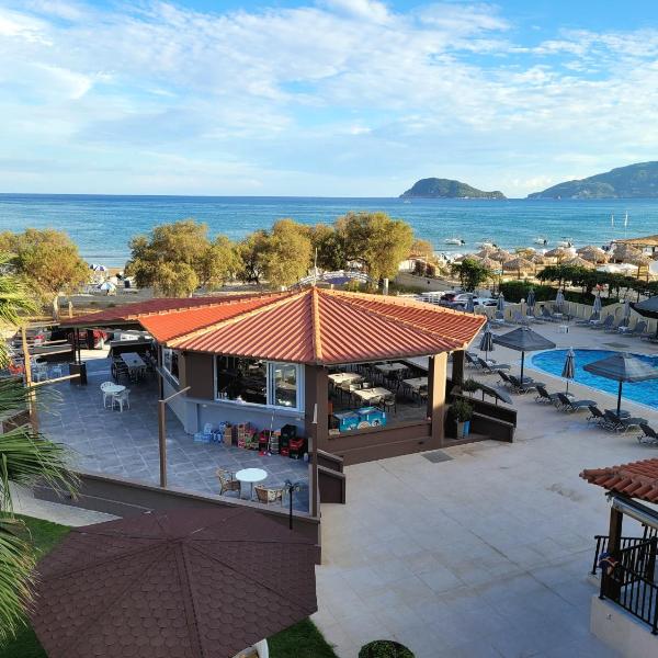 Jannos Beach hotel