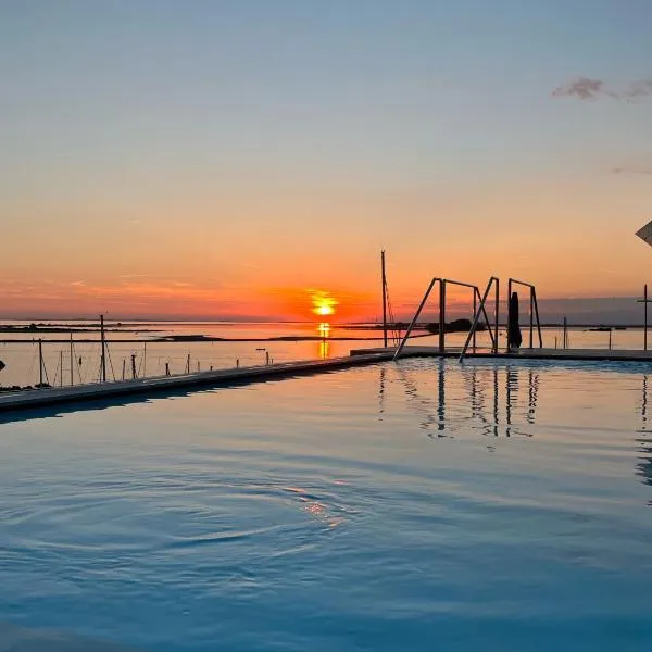 Laguna Faro Suites - Adults Only, hotel v destinaci Grado