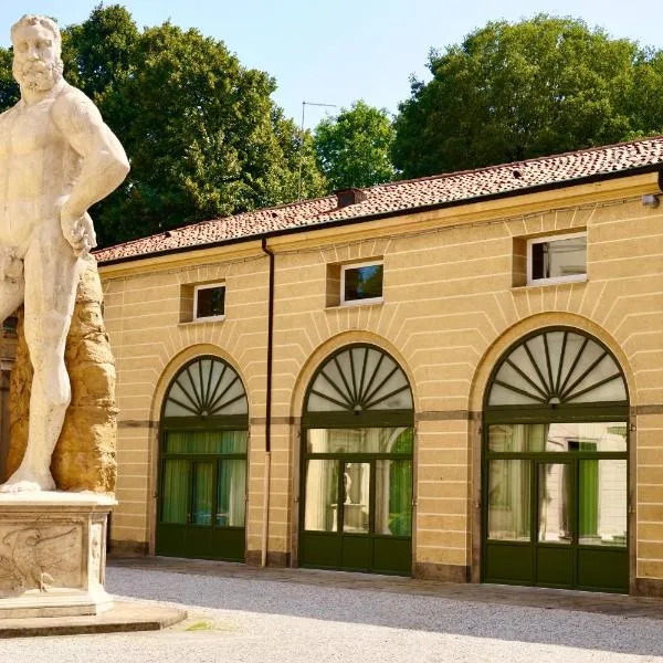 Palazzo Mantua Benavides Suites & Apartments, hotel in Padova