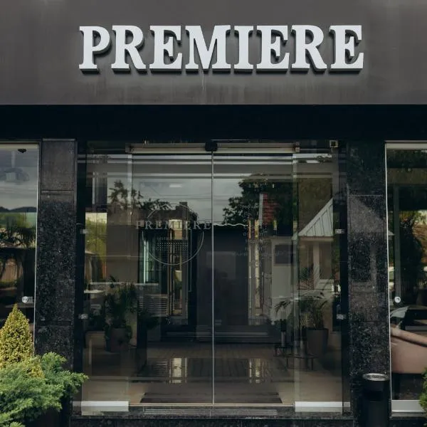 Premiere Hotel, hotel in Khust