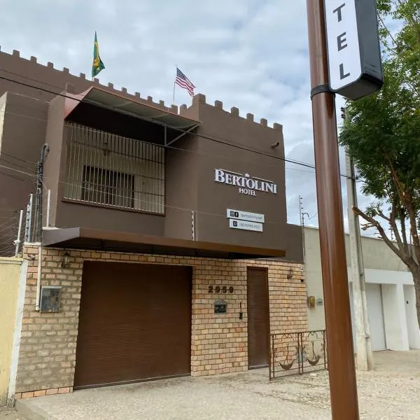 Bertolini Hotel, hotel in Quixadá