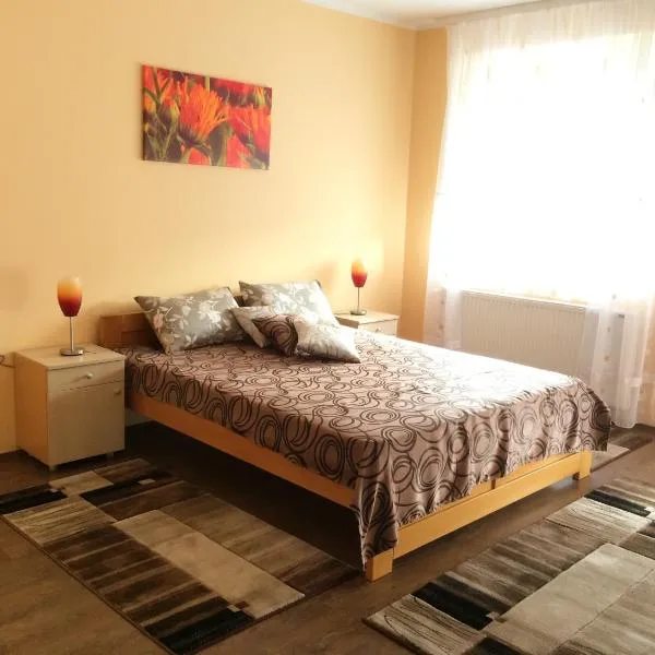 B&B Zmajevo Gnezdo 021, khách sạn ở Sremska Kamenica