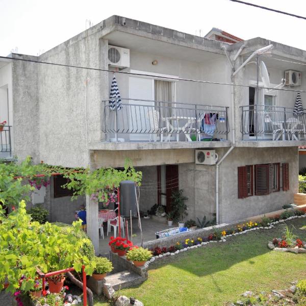 Apartments by the sea Novi Vinodolski - 5591