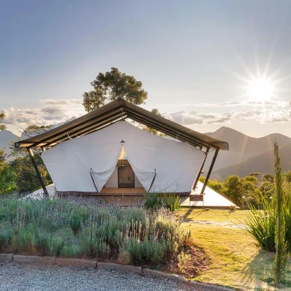 Glamping Cabanas do Vale, hotel in Petrópolis