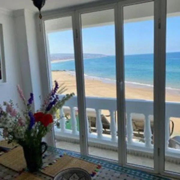 Over Sea Taghazout El Baraka, hotel v destinaci Taghazout