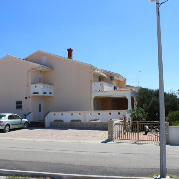 Apartments with a parking space Kustici, Pag - 6287