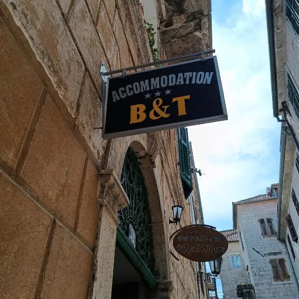 Guesthouse BiT Accommodation, hotel din Kotor