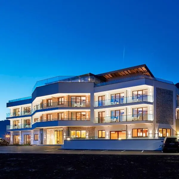 Sonja Alpine Resort, hotel in Piesendorf