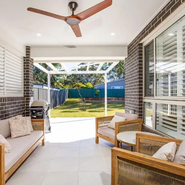 Callala Sunrise Pet Friendly 5 Mins Walk to Beach, hotel v destinaci Callala Beach