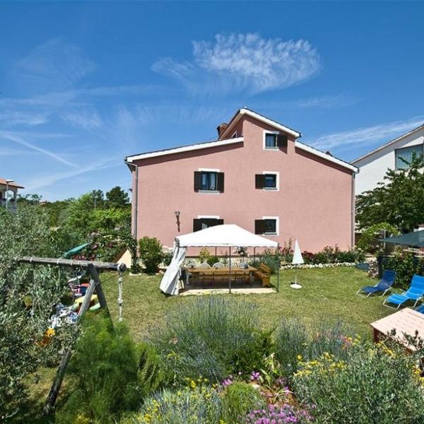 Apartments for families with children Fazana - 7255