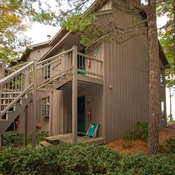 Hawks Nest 58, hotel in Glen Arbor