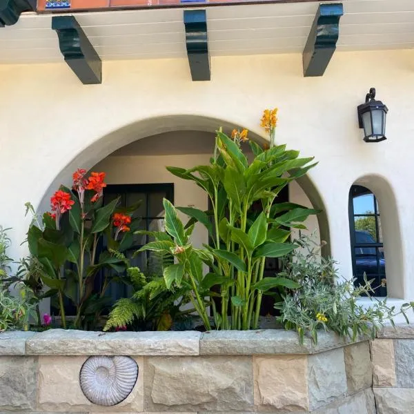 TIDE POOL VILLAS, hotel in Santa Barbara