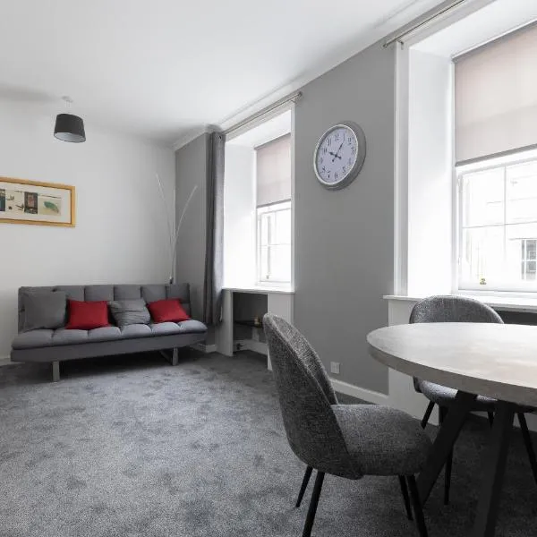 Lovely City Centre 1 bedroom flat., hotel in Perth