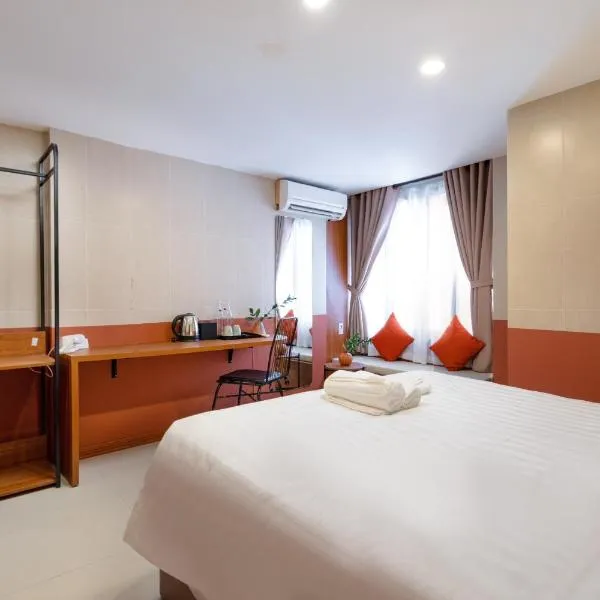First Hoianese Center Hotel - Cultural Experiential Hotel, hotel v destinaci Hoi An