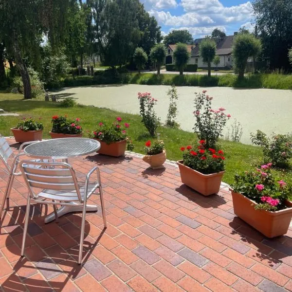 Fewo am Teich, hotel en Laage