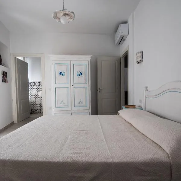 Affittacamere Solki, Hotel in SantʼAntìoco