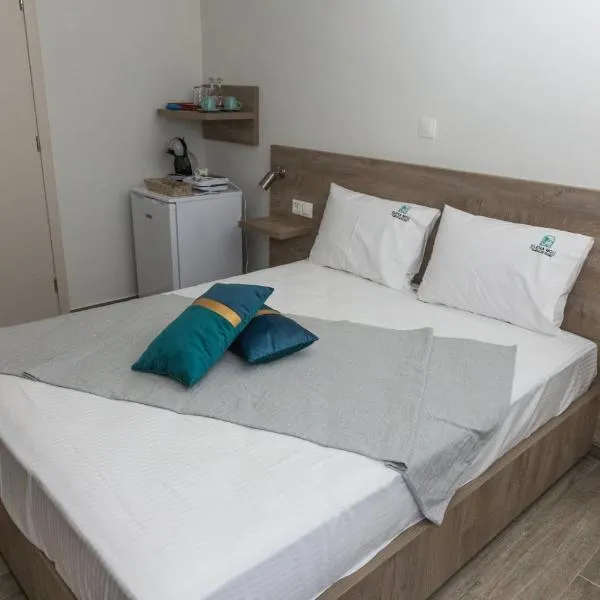 elenamou rooms, Hotel in Amolianí