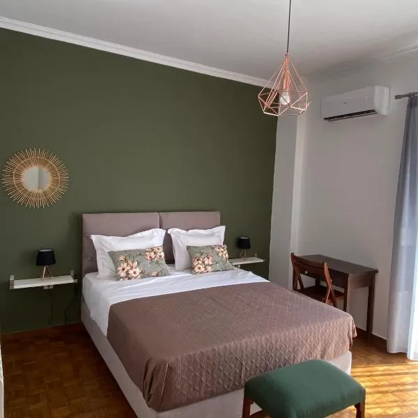 Athens Sunnyside condo, ξενοδοχείο στην Αθήνα