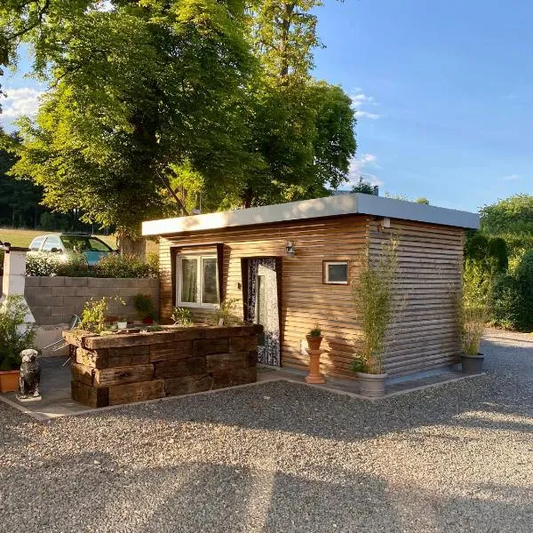 Die Pilgerbox, Tiny House trifft Urlaub, optional mit Sauna und Whirlpool, hotell sihtkohas Dahlem