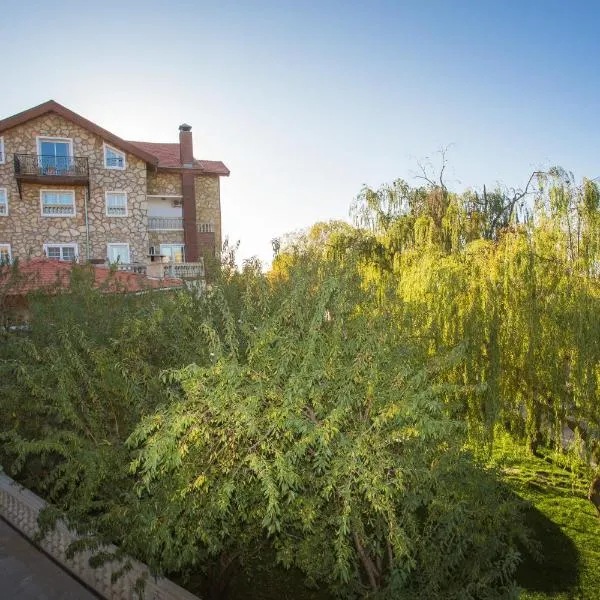 Le Palais des Cerisiers, hotel v destinaci Azrou