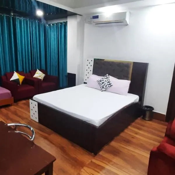 THE PALM SUITES , Incredible North East Tourism , Couples & Family, ξενοδοχείο σε Guwahati