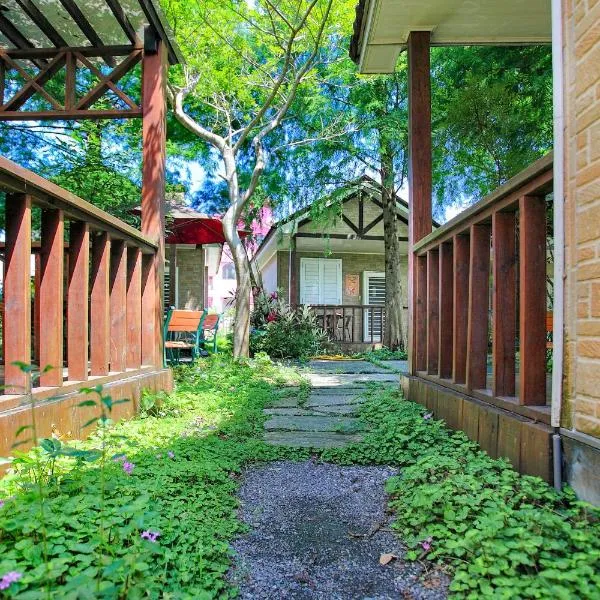 Fairy Story Village Farm B&B, Hotel in Dongshan