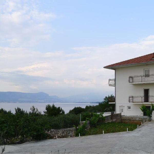 Apartments by the sea Slatine, Ciovo - 15504