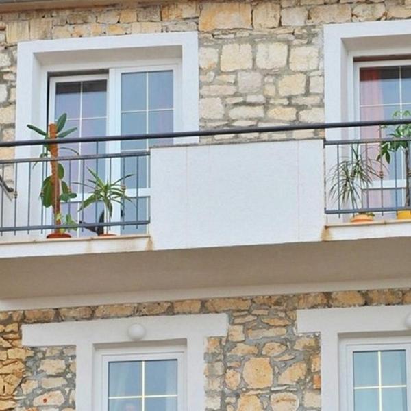 Apartments by the sea Sutivan, Brac - 16236