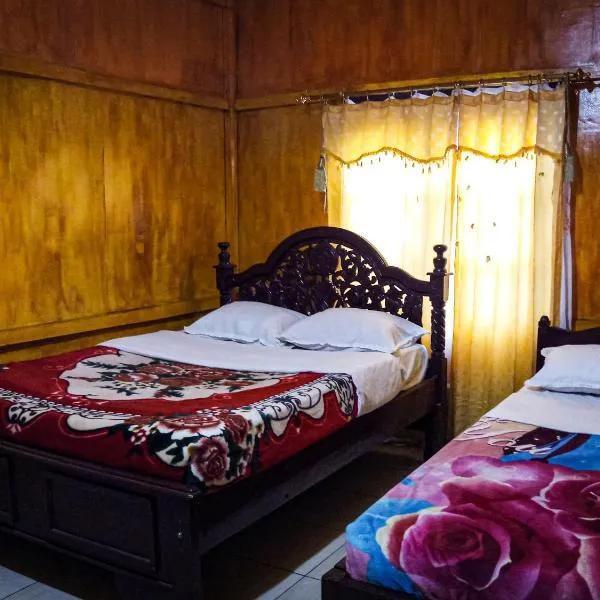 Lucas Authentic Lodge, hotel din Bajawa