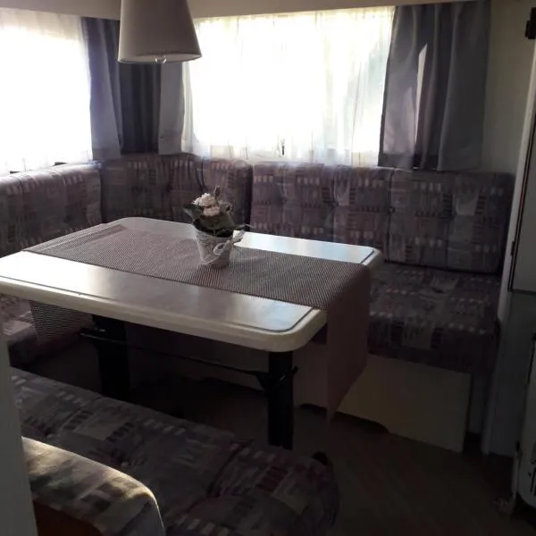 Rossu haagissuvila, hotell sihtkohas Saksa