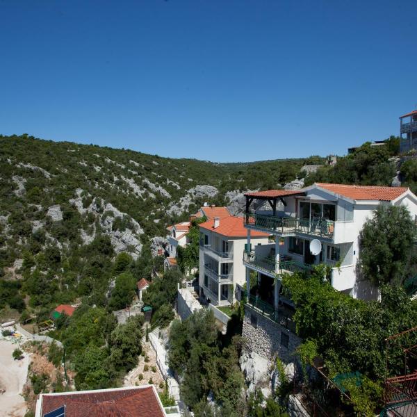 Apartments by the sea Cove Ljubljeva, Trogir - 17122