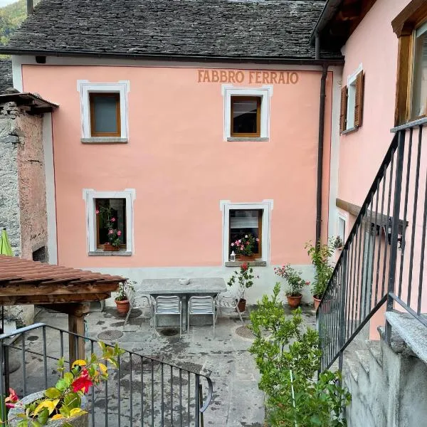 casa FABBRO, hotell sihtkohas Avegno