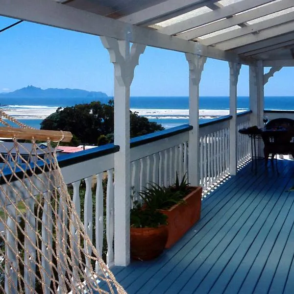 Mangawhai Lodge, hotel in Mangawhai