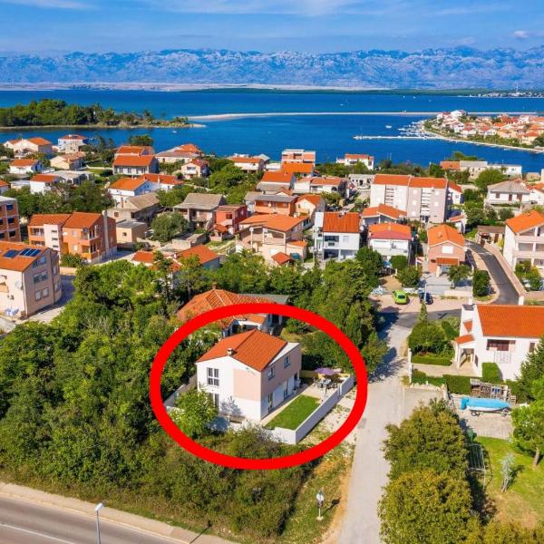 Holiday house with a parking space Nin, Zadar - 18143