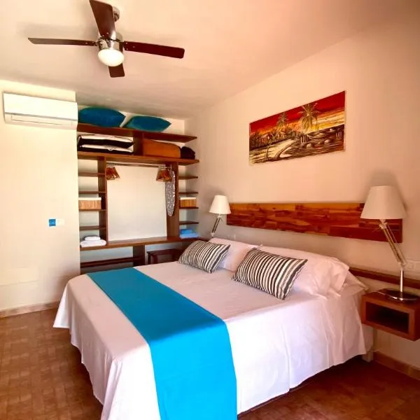 CAN DAMIA 1, hotel i Cala Saona