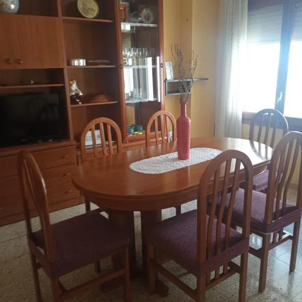 Can Molone, hotel din Cornudella