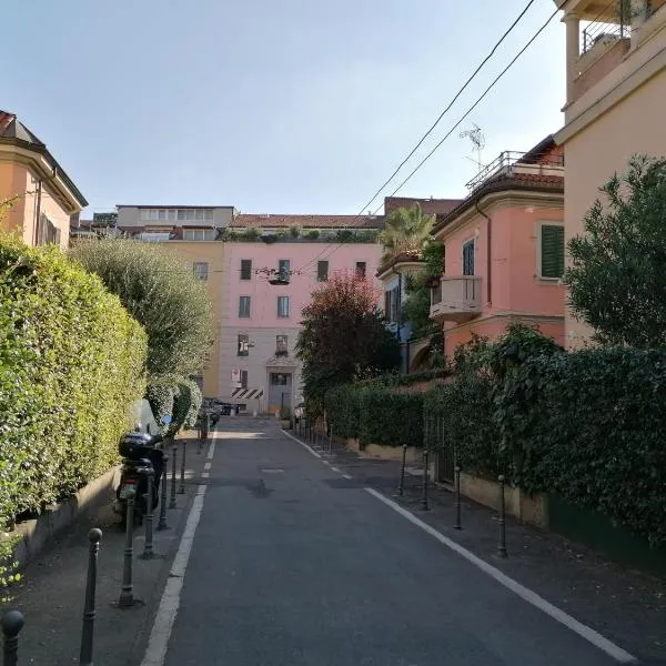 DreaMilan B&B, hotel in Milan